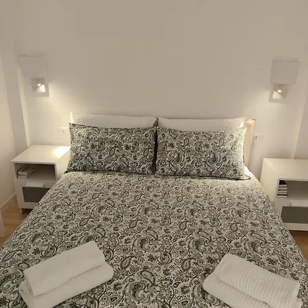 Accogliente Bilocale -parcheggio Privato Wifi Gratuiti- Apartamento Sanremo