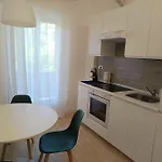 Accogliente Bilocale -Parcheggio Privato Gratuito 圣雷默