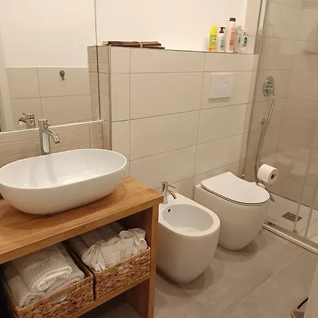 דירה Accogliente Bilocale -parcheggio Privato- סנרמו