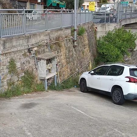 Accogliente Bilocale -parcheggio Privato- דירה